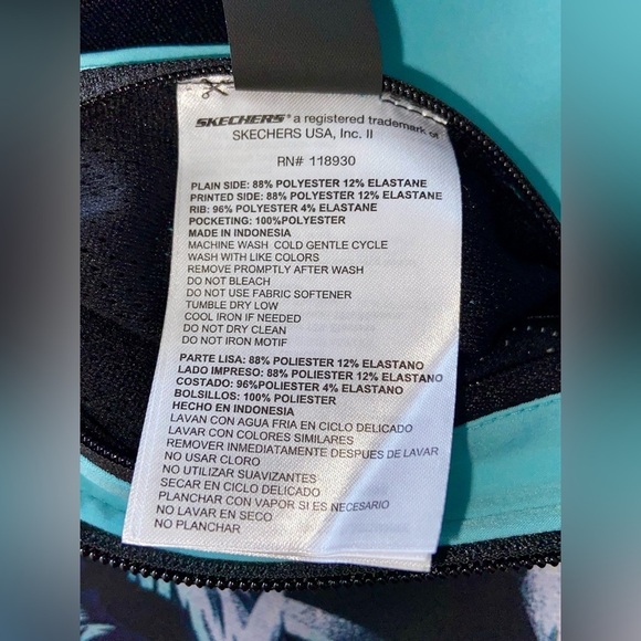 Women's Skechers® GOWALK™ Wear™ Palm Breeze Reversible Bomber Jacket size XL‎ - Picture 8 of 16